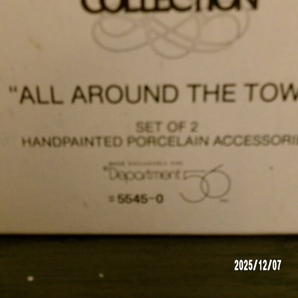 Department 56 HERITAGE VILLAGE COLLECTION SHOE SHINE AD MAN Figurines 5545-0 box - Picture 2 of 6